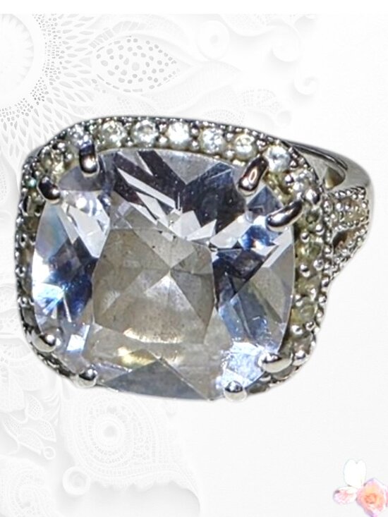 Premier Designs Cushion Cut Halo Statement Ring Size 7 Clear Crystal Gold Tone